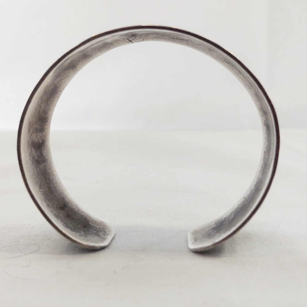 First Nation Paddy Seaweed Signed Sterling Silver Raven Cuff Bracelet - Picture 11 of 11